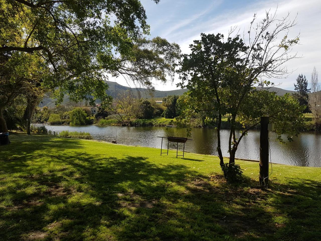 Bonnievale River Lodge Екстериор снимка